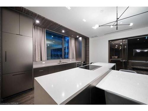 314-39 Roehampton Avenue, Toronto, ON - Indoor Photo Showing Kitchen With Double Sink