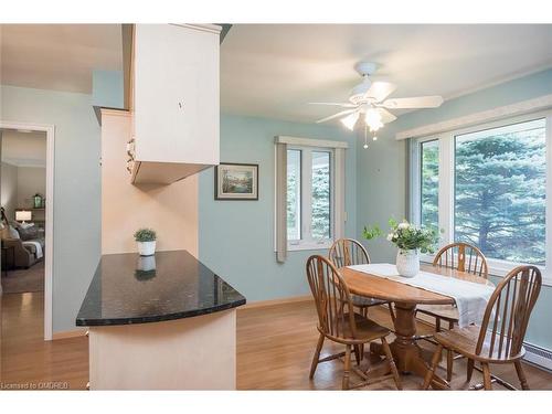 314 11Th Concession Rd E, Carlisle, ON - Indoor Photo Showing Dining Room