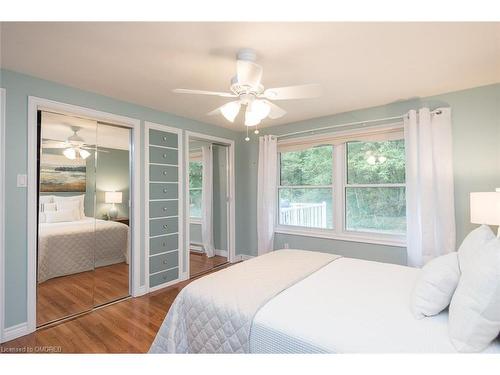 314 11Th Concession Rd E, Carlisle, ON - Indoor Photo Showing Bedroom