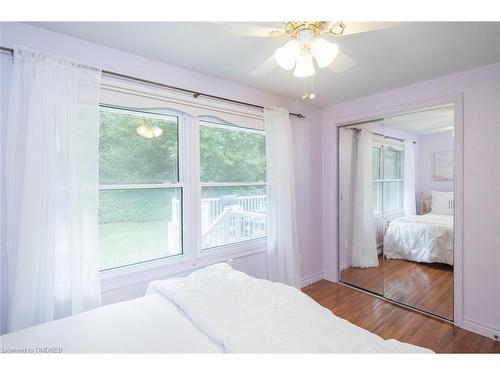 314 11Th Concession Rd E, Carlisle, ON - Indoor Photo Showing Bedroom