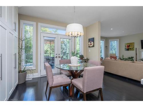 42 Oak Street, Georgetown, ON - Indoor Photo Showing Dining Room