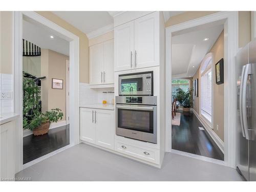 42 Oak Street, Georgetown, ON - Indoor Photo Showing Kitchen