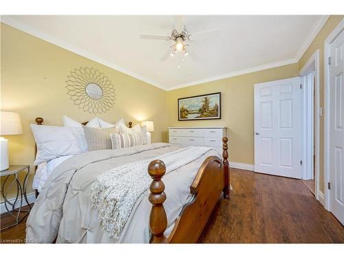 14360 Sixth Line, Halton Hills, ON - Indoor Photo Showing Bedroom