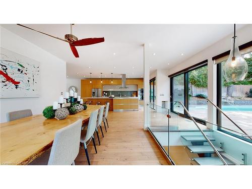 1207 Stirling Drive, Oakville, ON - Indoor Photo Showing Dining Room