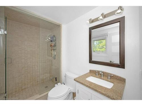 1185 Lansdown Drive, Oakville, ON - Indoor Photo Showing Bathroom