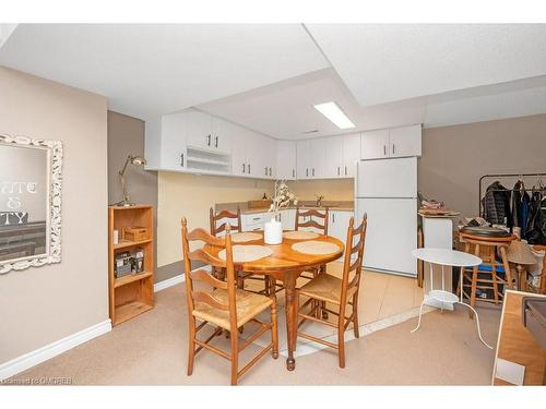 1185 Lansdown Drive, Oakville, ON - Indoor Photo Showing Dining Room