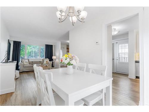 110 Orsett Street, Oakville, ON - Indoor Photo Showing Dining Room