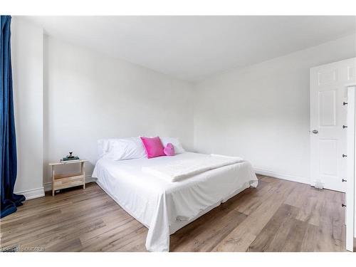 110 Orsett Street, Oakville, ON - Indoor Photo Showing Bedroom