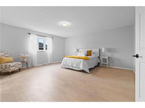 486 Acumen Court, Mississauga, ON - Indoor Photo Showing Bedroom