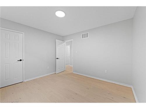 486 Acumen Court, Mississauga, ON - Indoor Photo Showing Other Room