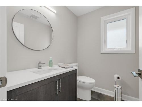 3822 Simpson Lane, Fort Erie, ON - Indoor Photo Showing Bathroom