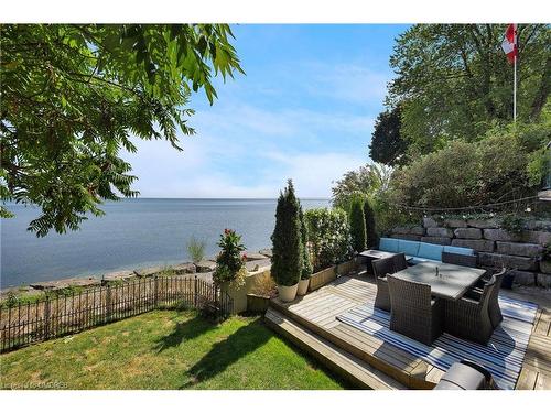 10 Timber Lane, Oakville, ON - Outdoor With Body Of Water