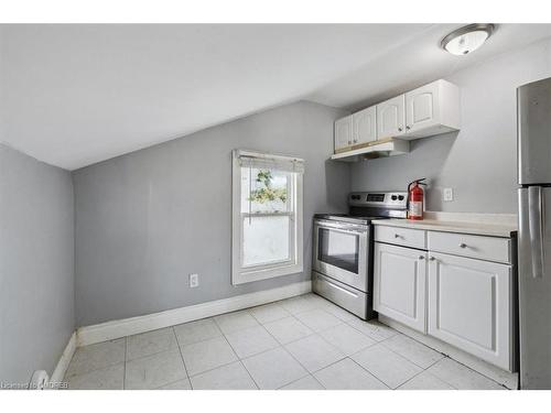 73 Vine Street S, St. Catharines, ON - Indoor Photo Showing Kitchen