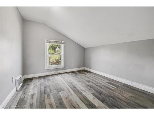 73 Vine Street S, St. Catharines, ON - Indoor Photo Showing Other Room