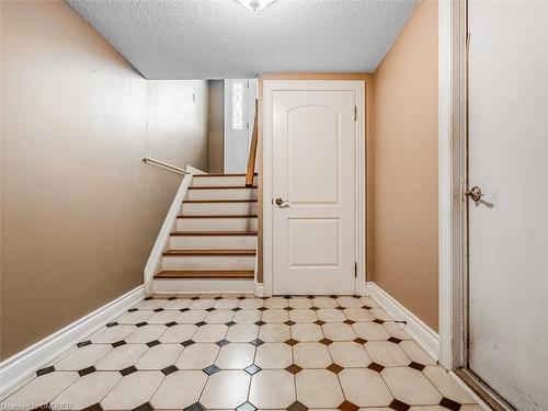 4307 Alta Court, Mississauga, ON - Indoor Photo Showing Other Room