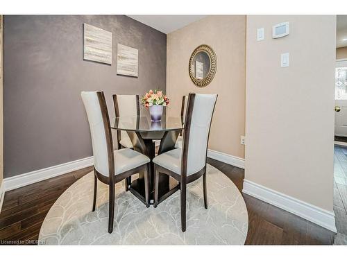 39-2022 Atkinson Drive, Burlington, ON - Indoor Photo Showing Dining Room