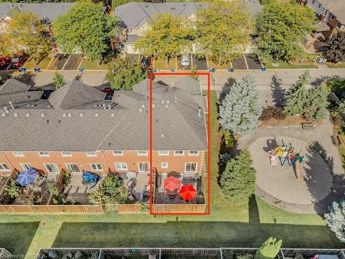 39-2022 Atkinson Drive, Burlington, ON - Outdoor With View