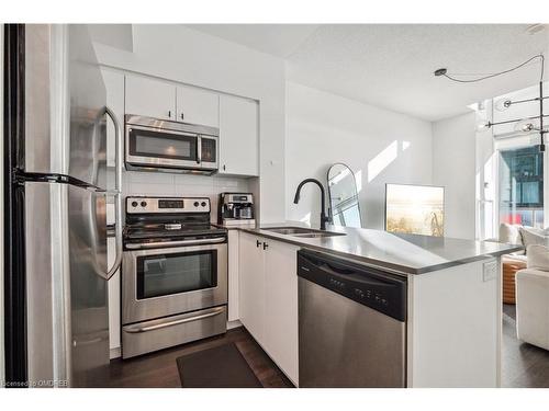 2011-150 East Liberty Street, Toronto, ON - Indoor Photo Showing Kitchen With Stainless Steel Kitchen