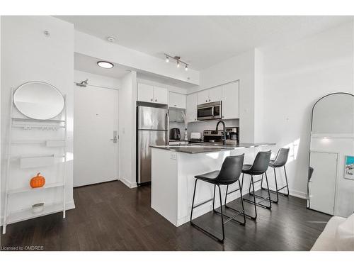 2011-150 East Liberty Street, Toronto, ON - Indoor Photo Showing Kitchen With Stainless Steel Kitchen With Upgraded Kitchen