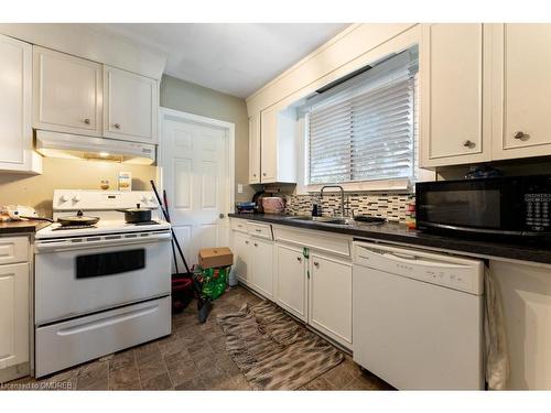 10 Cypress Street, St. Catharines, ON - Indoor Photo Showing Kitchen With Double Sink