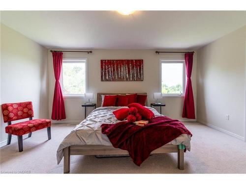 157 Hunter Way, Brantford, ON - Indoor Photo Showing Bedroom