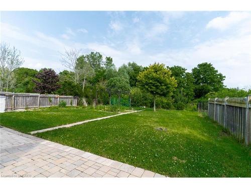 157 Hunter Way, Brantford, ON - Outdoor With Backyard