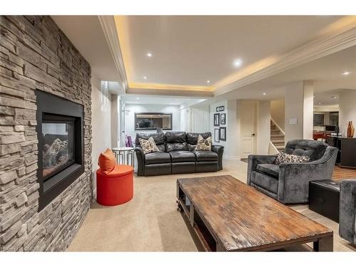 3637 Jorie Crescent, Mississauga, ON - Indoor Photo Showing Living Room With Fireplace