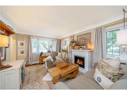 62 Nelson Court, Halton Hills, ON - Indoor Photo Showing Living Room With Fireplace