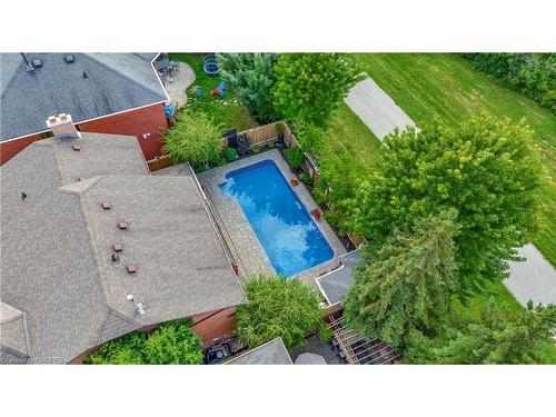 359 River Oaks Boulevard W, Oakville, ON - Outdoor With In Ground Pool