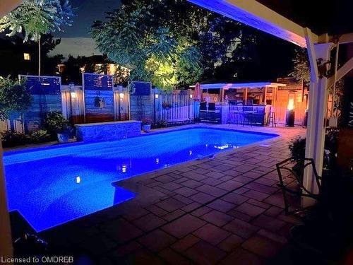 359 River Oaks Boulevard W, Oakville, ON - Outdoor With In Ground Pool