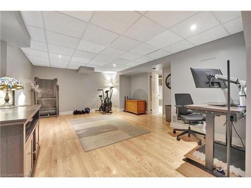 359 River Oaks Boulevard W, Oakville, ON - Indoor