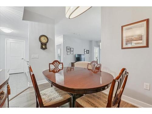 105-2388 Khalsa Gate, Oakville, ON - Indoor Photo Showing Dining Room