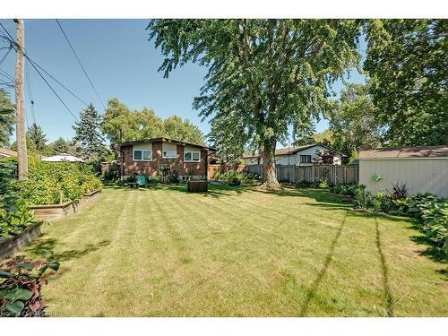 380 Duncombe Drive, Burlington, ON - Outdoor With Backyard