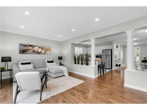 43 Law Drive, Guelph, ON - Indoor Photo Showing Living Room