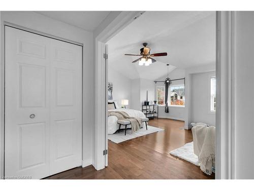 43 Law Drive, Guelph, ON - Indoor Photo Showing Bedroom