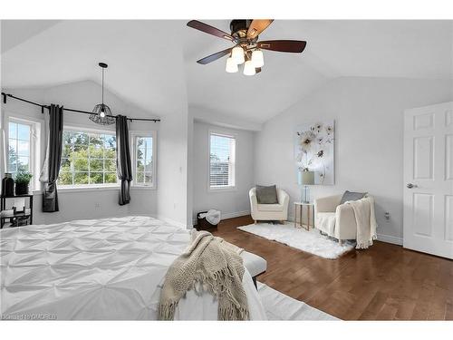 43 Law Drive, Guelph, ON - Indoor Photo Showing Bedroom