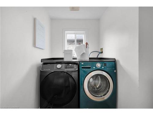 43 Law Drive, Guelph, ON - Indoor Photo Showing Laundry Room