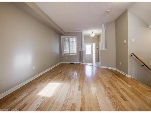 2431 Newcastle Crescent, Oakville, ON - Indoor Photo Showing Other Room