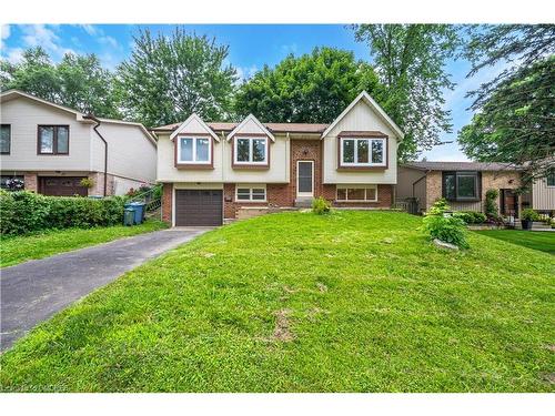 15 Woodridge Drive, Guelph, ON - Outdoor With Facade