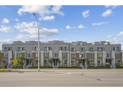 103-3058 Sixth Line, Oakville, ON - Outdoor