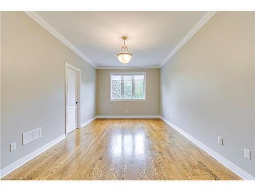 1492 Pinery Crescent, Oakville, ON - Indoor Photo Showing Other Room