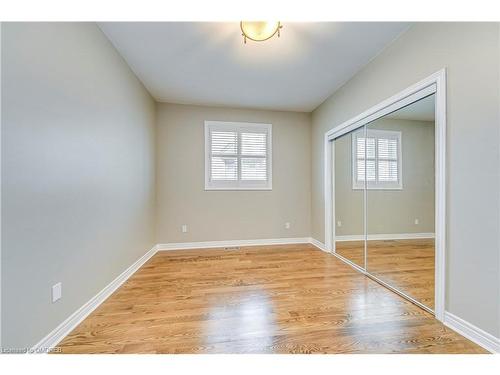 1492 Pinery Crescent, Oakville, ON - Indoor Photo Showing Other Room