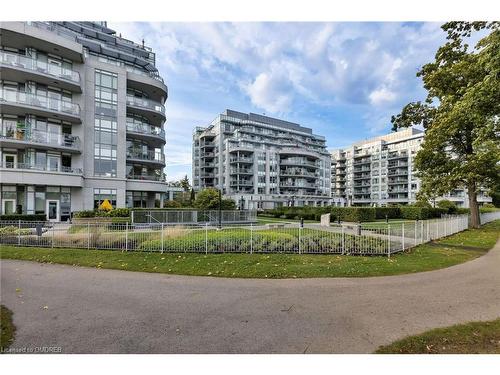 815-3500 Lakeshore Road W, Oakville, ON - Outdoor With Balcony With Facade