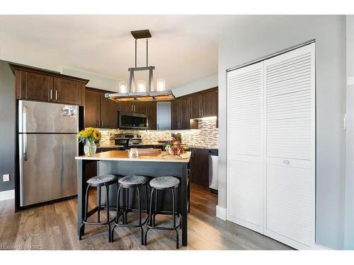 403-188 Mill Street S, Brampton, ON - Indoor Photo Showing Kitchen With Upgraded Kitchen