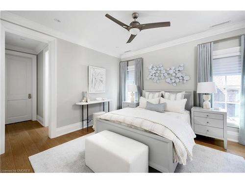 1128 Westdale Road, Oakville, ON - Indoor Photo Showing Bedroom