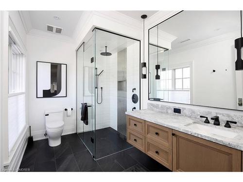 1128 Westdale Road, Oakville, ON - Indoor Photo Showing Bathroom