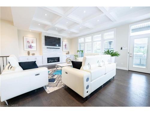 10 Harper Boulevard, Brantford, ON - Indoor Photo Showing Living Room With Fireplace