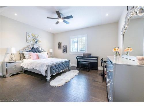 10 Harper Boulevard, Brantford, ON - Indoor Photo Showing Bedroom