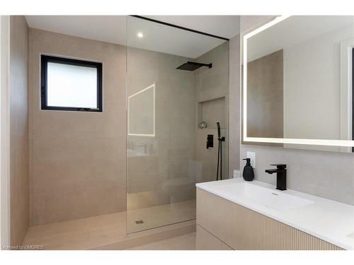 1146 Talka Court, Mississauga, ON - Indoor Photo Showing Bathroom