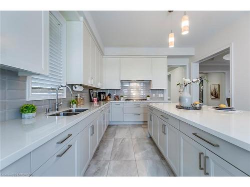 377 Tudor Avenue, Oakville, ON - Indoor Photo Showing Kitchen With Double Sink